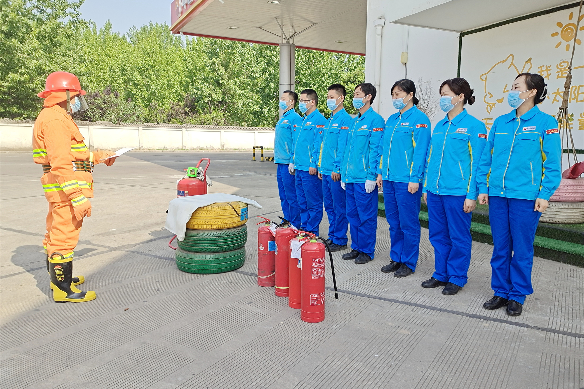 洛陽站開展消防演練 (1).jpg 洛陽站開展消防演練 (1).jpg