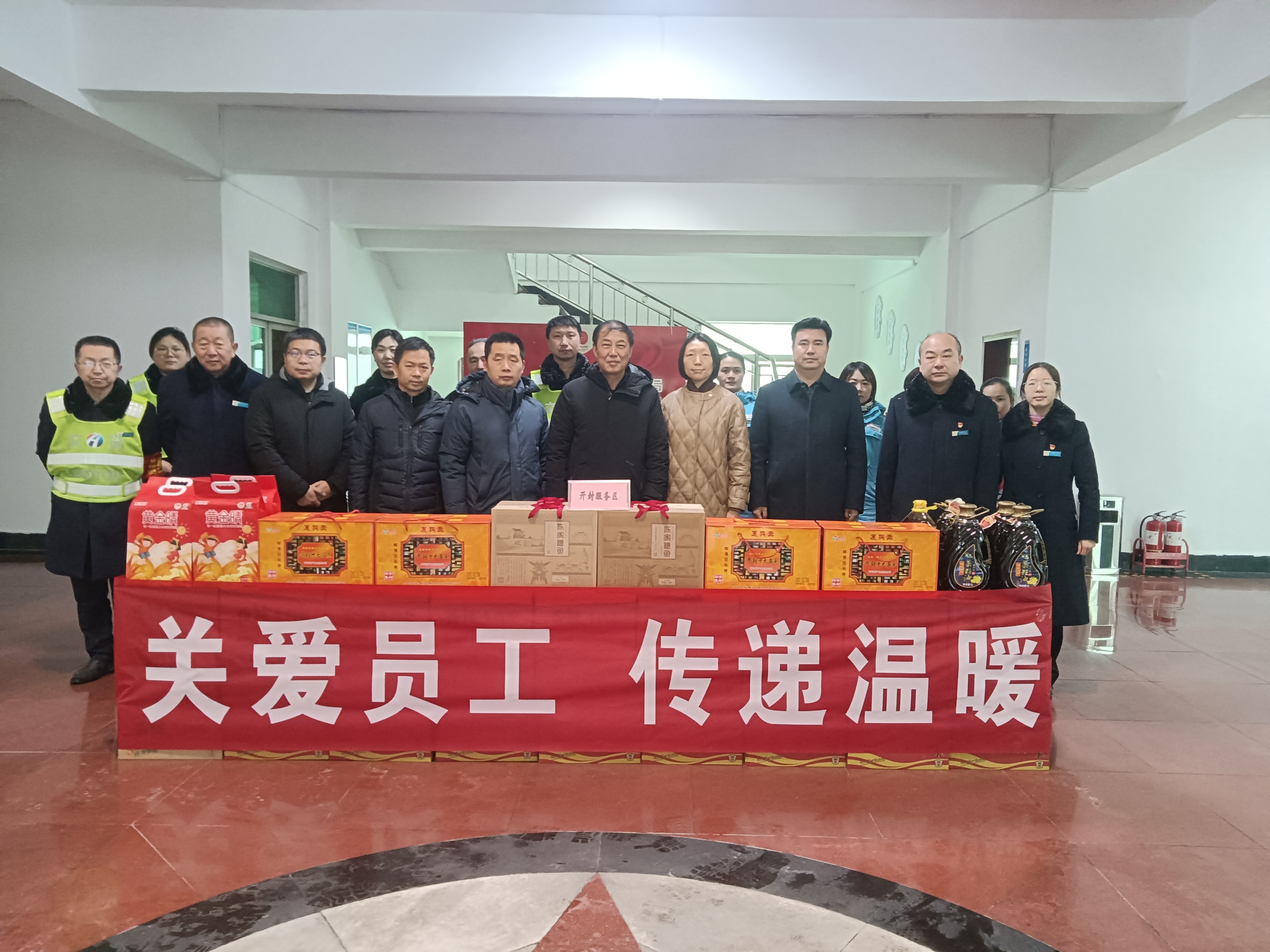 王保月.jpg 王保月.jpg