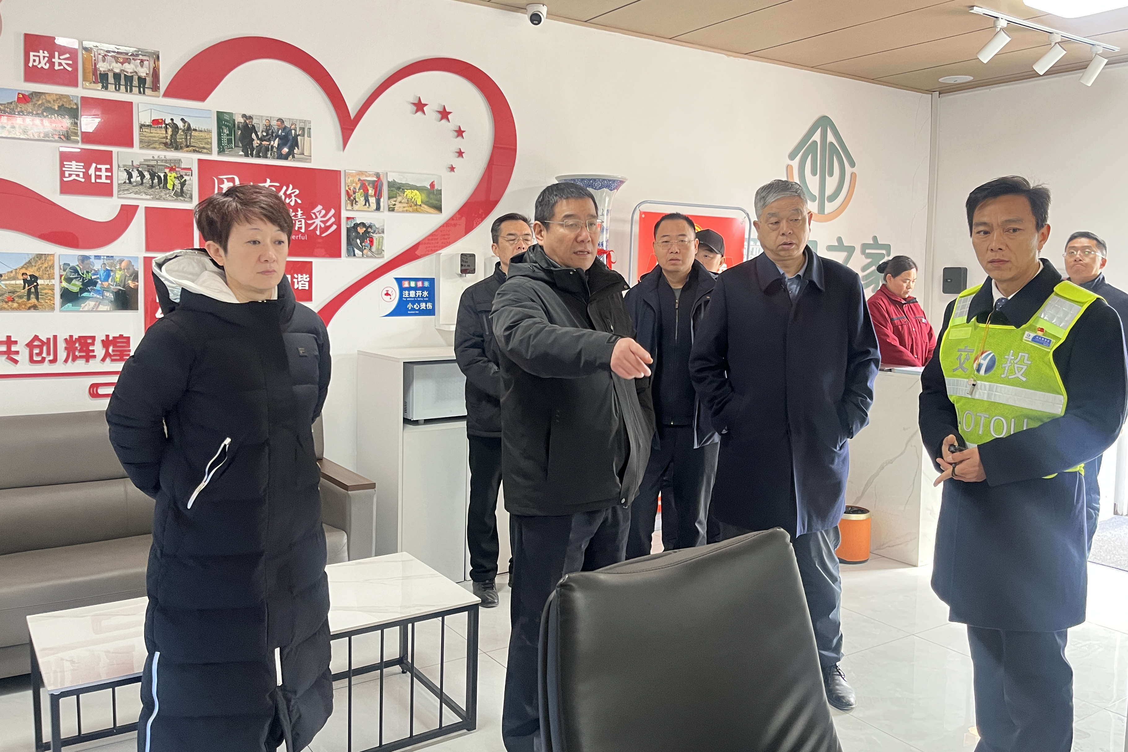 鞏義.jpg 鞏義.jpg